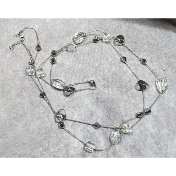 Premier Designs Sparkly Glass Cube Station Necklace - Picture 7 of 7